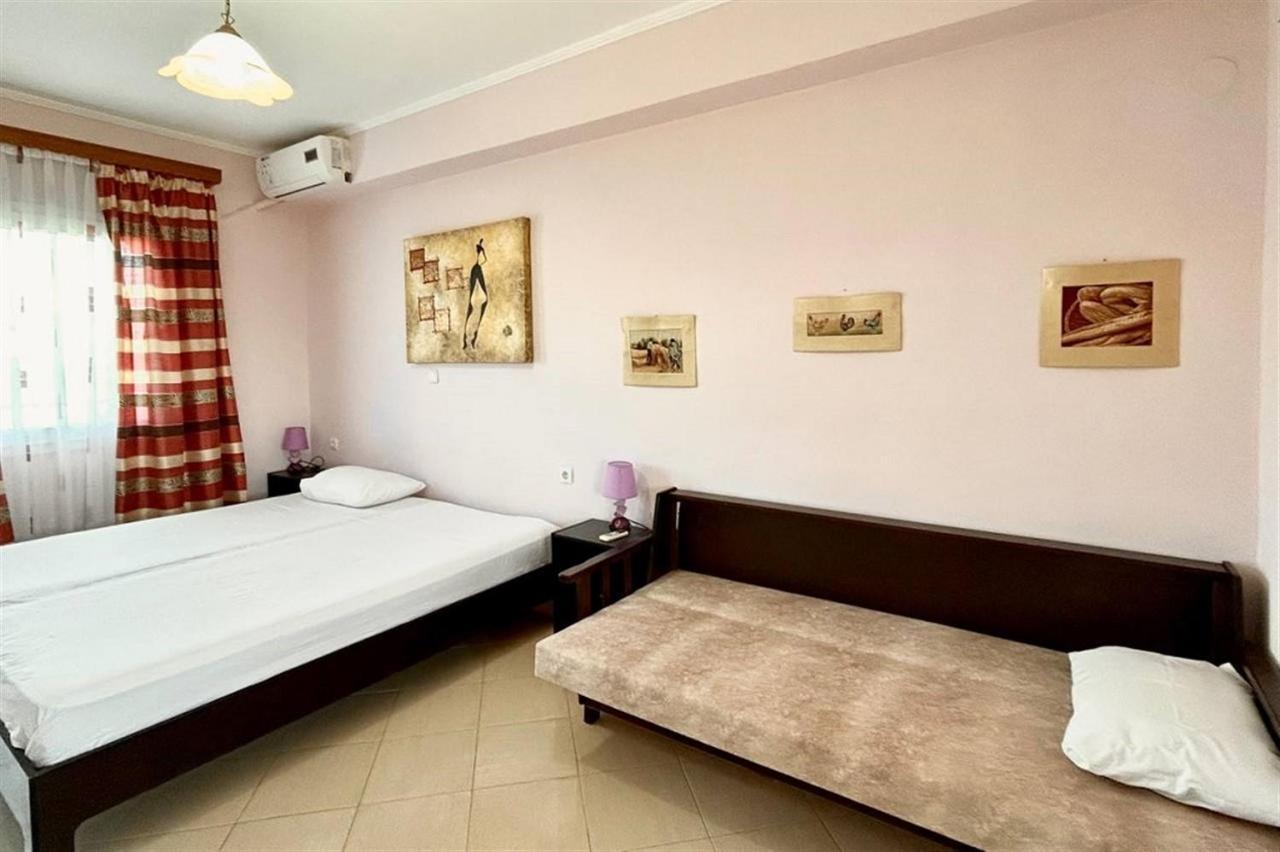 Villa Irina, Nea Potidea Kassandra Beach 外观 照片