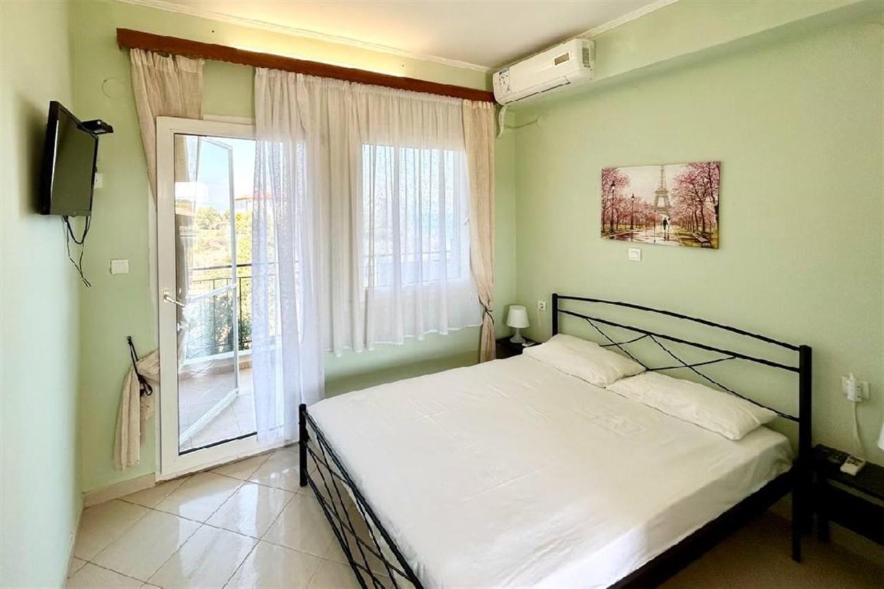 Villa Irina, Nea Potidea Kassandra Beach 外观 照片