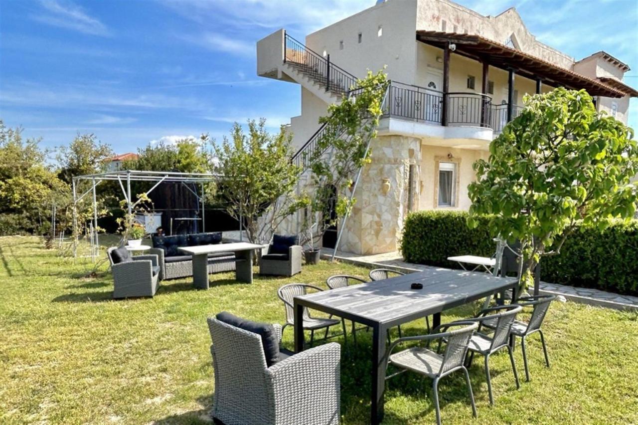 Villa Irina, Nea Potidea Kassandra Beach 外观 照片